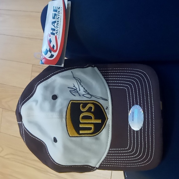 DALE JARRETT NASCAR CAP SIGNED - Picture 3 of 3